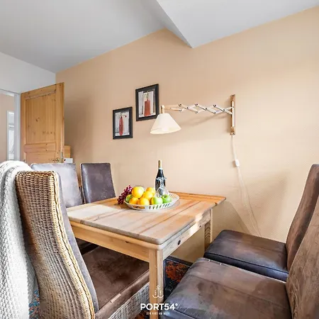 Haus Eiderseeschwalbe App I Spo Apartamento *